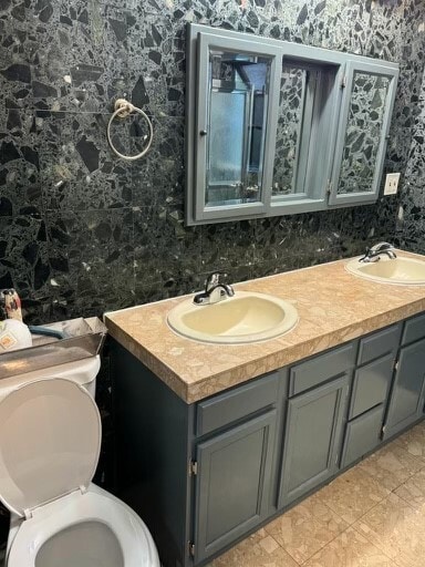 Building Photo - 4220 Duquesne Ave