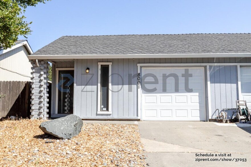 Building Photo - 8001 Zenith Dr