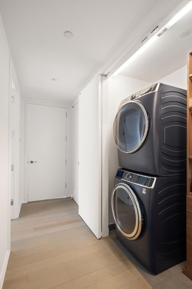 Building Photo - 50 West St