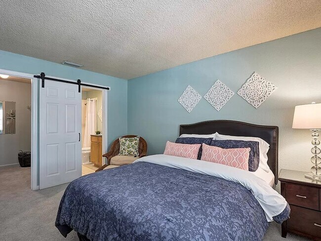 Building Photo - 226 Lewfield Cir