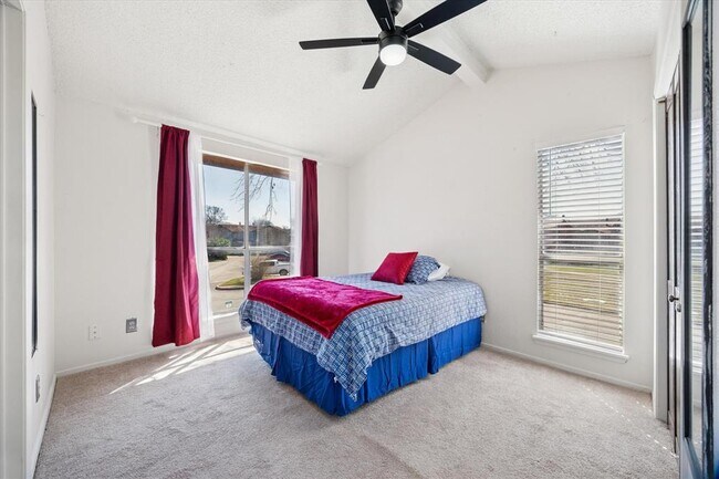 Building Photo - 4814 Misty Slope Ln