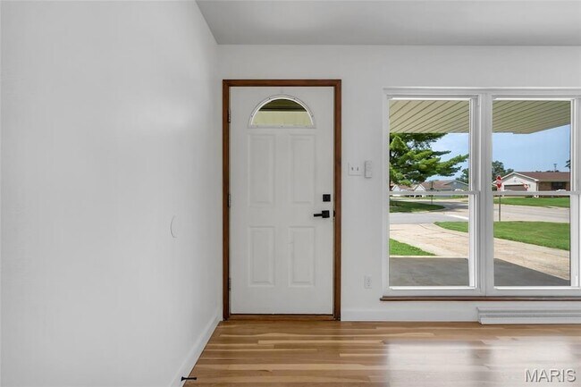 Building Photo - 524 Cheryl Ann Dr