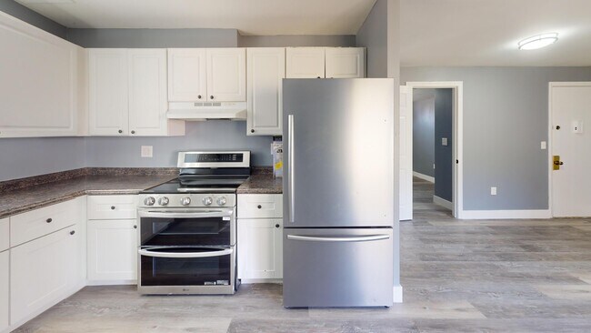 Building Photo - 26 Sunset Terrace