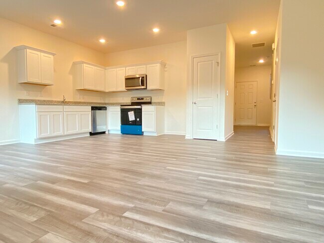 Building Photo - 1107 Union Pacific Way