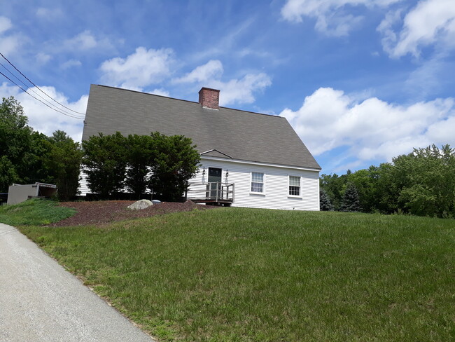 Building Photo - 15 Emerson Rd