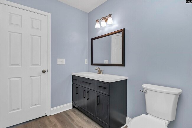 Building Photo - 509 Burnside Dr