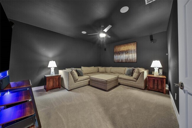 Building Photo - 1015 Oak Briar Ln