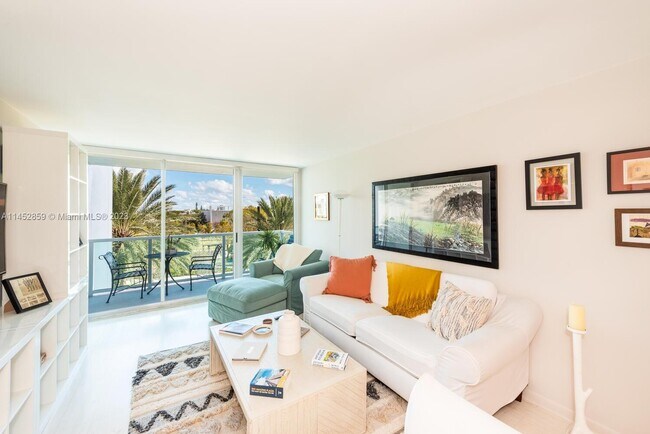 Building Photo - 650 West Ave