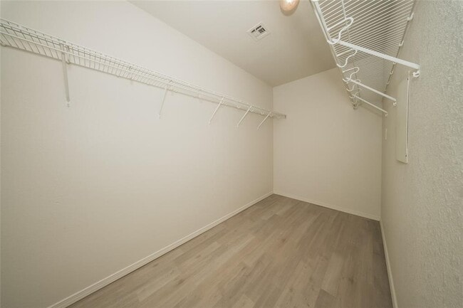 Building Photo - 9117 Checkerbloom Dr