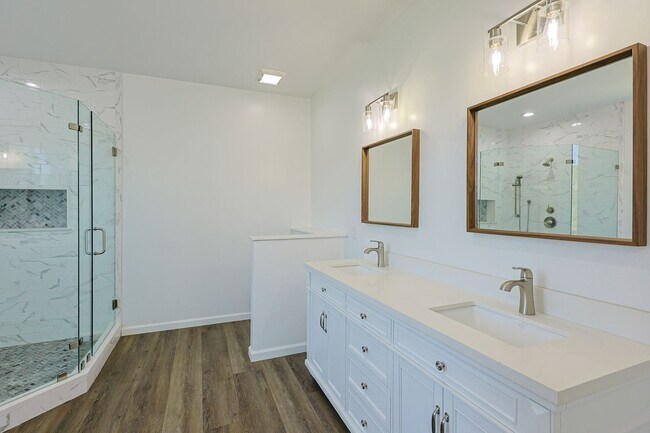 Building Photo - 4 Bedroom VIEW Home in Escondido built in 2023