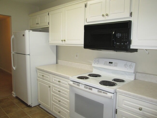 Building Photo - 413 Northrop Pl