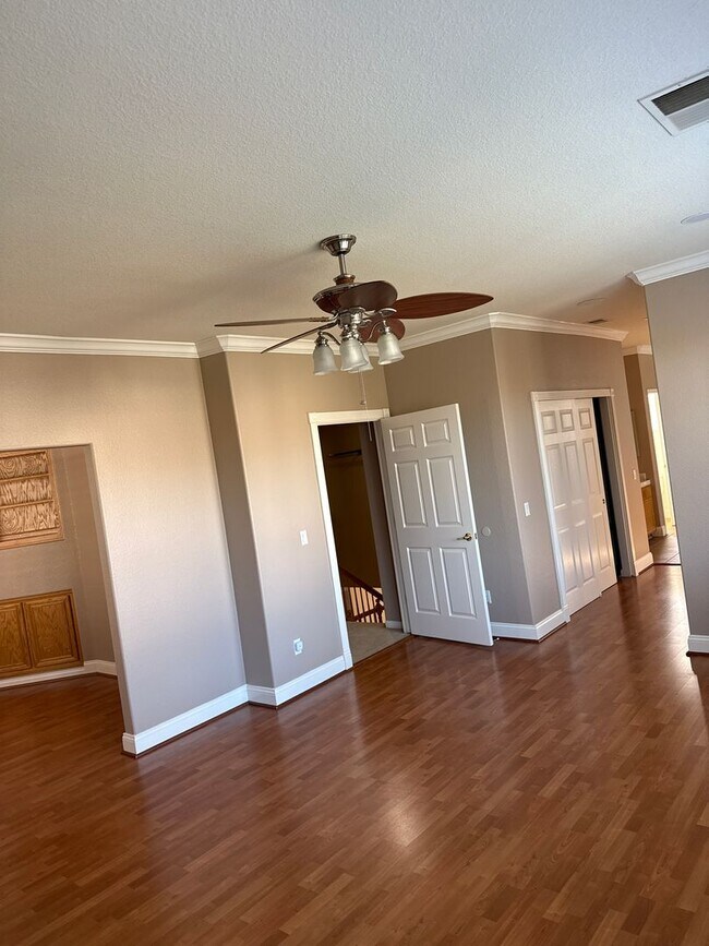 Building Photo - You’ll be proud to live in this home