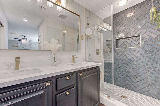 Building Photo - 937 Ambrosia Dr