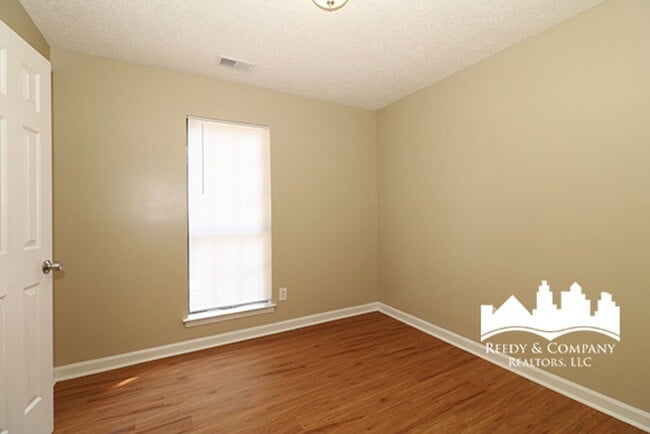 Building Photo - 3515 Chowning Rd