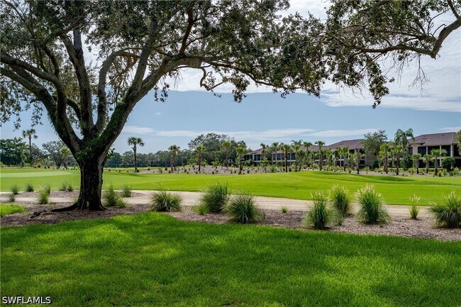 Building Photo - 640 Lalique Cir