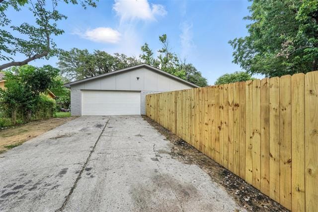 Building Photo - 4613 Tarry Dr