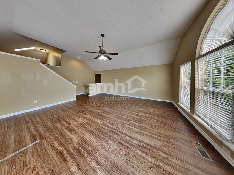 Building Photo - 5283 Catspaw Dr