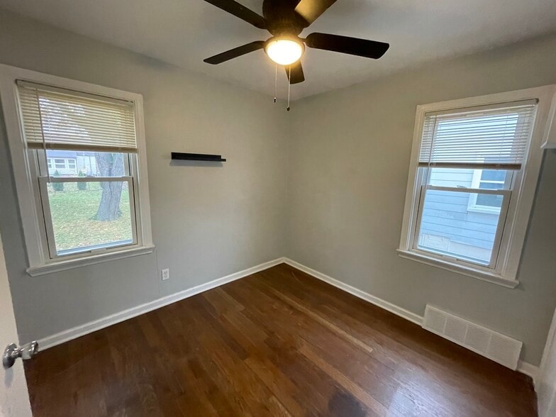 Building Photo - 3620 Monroe St