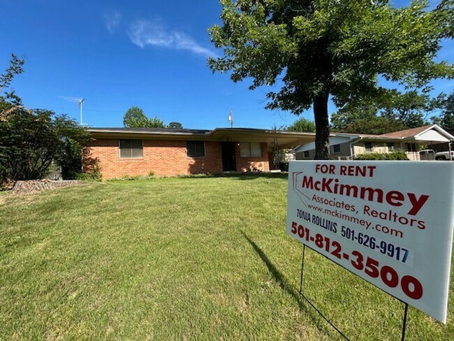 Building Photo - 5205 Nelbrook Dr