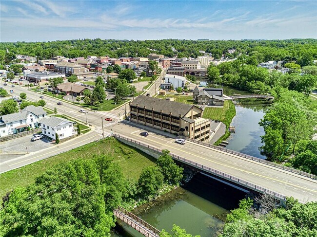 Building Photo - 111 Liberty St