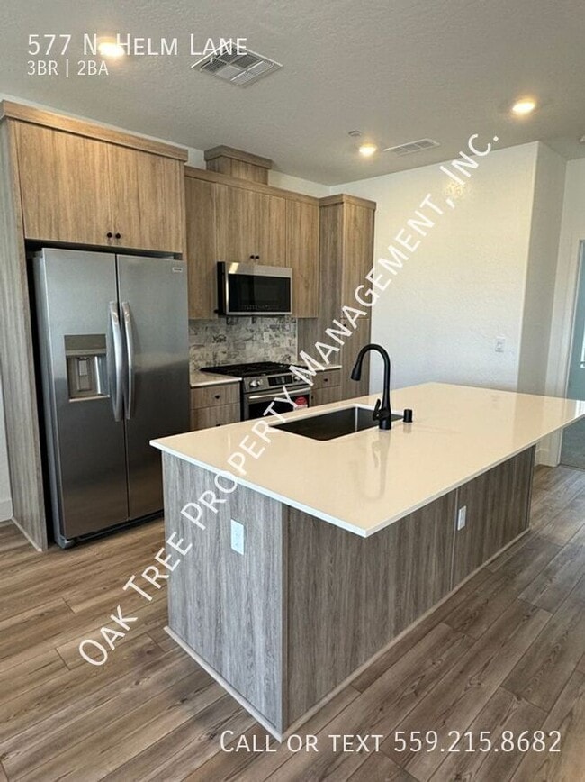 Building Photo - 577 N Helm Ln