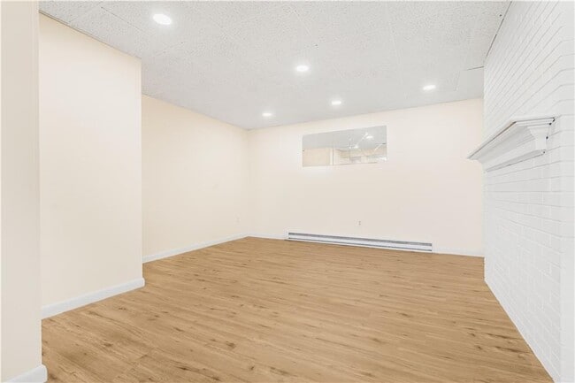 Building Photo - 3421 Pawtucket Ave