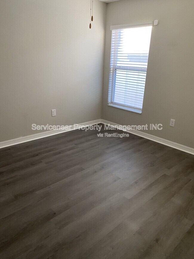 Building Photo - 13611 Wild Ginger St
