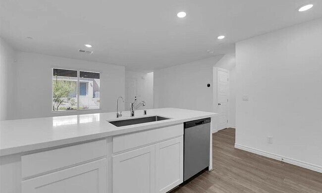 Building Photo - 10772 Ditchburn Ct