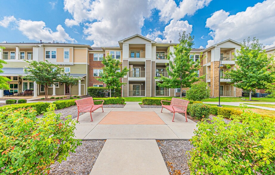 Primary Photo - Mariposa at Spring Hollow 55+ Apartment Homes