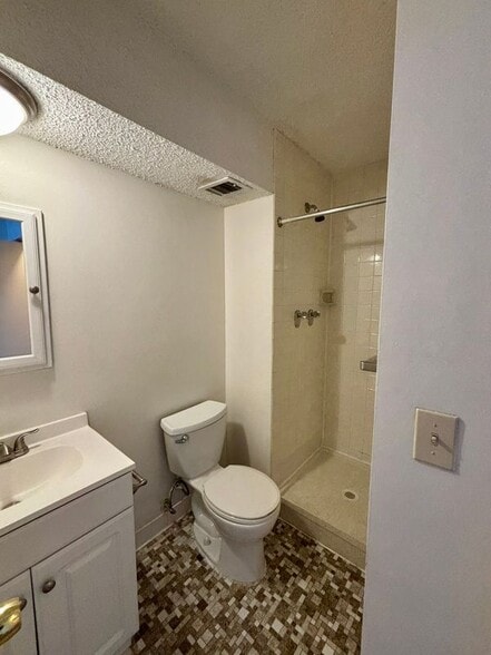 Building Photo - 1400 Millersport Hwy