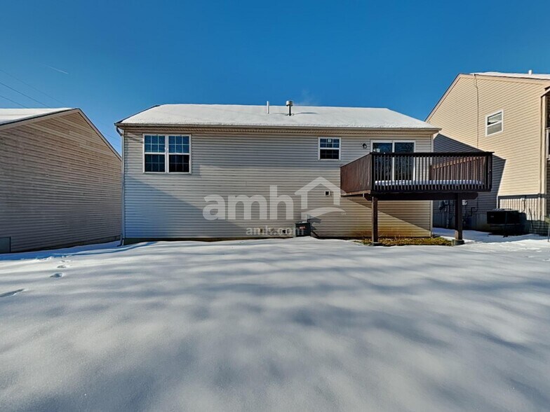 Building Photo - 1632 Raintree Ct