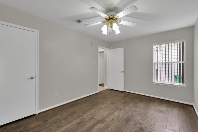 Building Photo - 12411 Westwold Dr