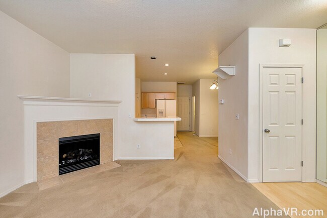 Building Photo - 17241 SW Pleasanton Ln