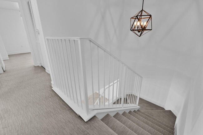 Building Photo - 99 SE Mizner Blvd