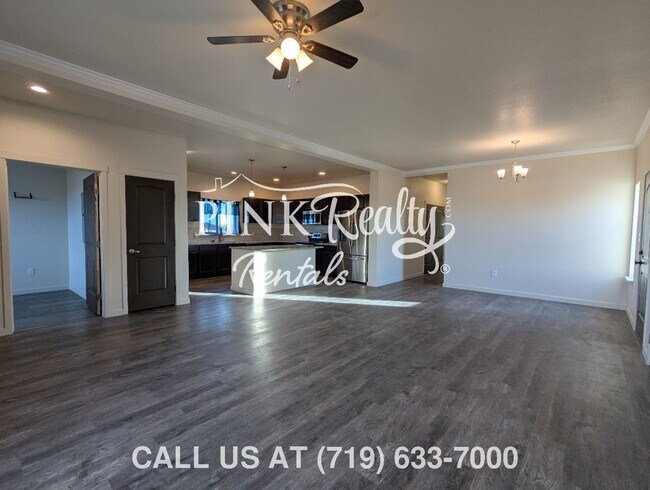 Building Photo - 1672 E Purcell Blvd