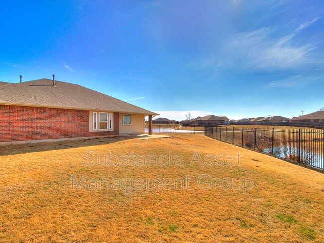 Building Photo - 4117 Green Apple Dr