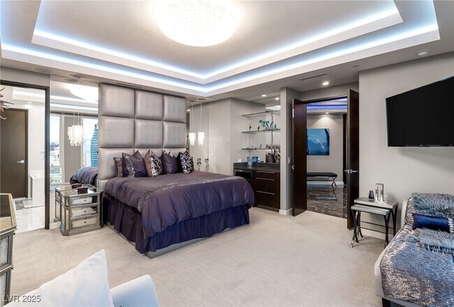 Building Photo - 3750 S Las Vegas Blvd