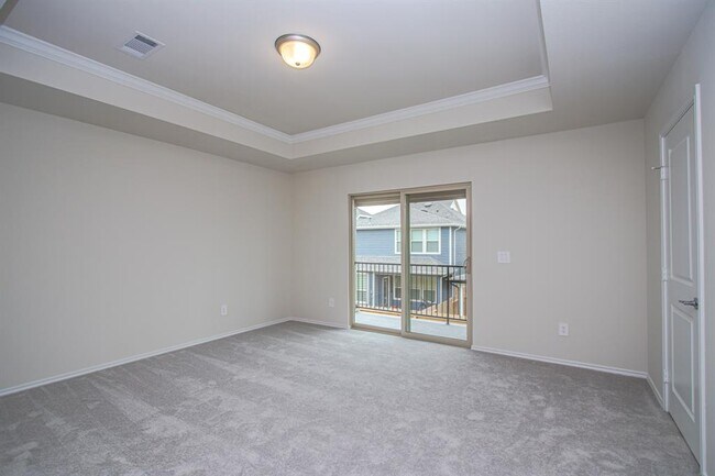 Building Photo - 3413 Knighton Hill Dr