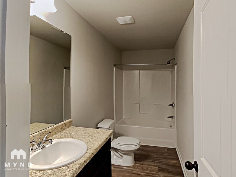 Building Photo - 129 Magnaview Dr