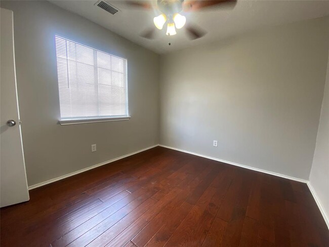 Building Photo - 14322 Rainy Sun Cir
