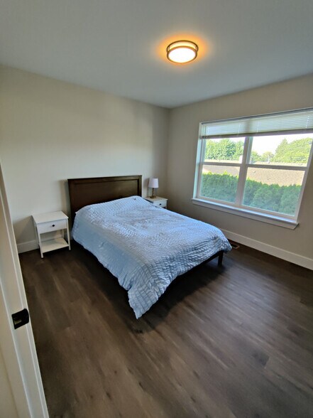 Building Photo - 1205 Fuller St