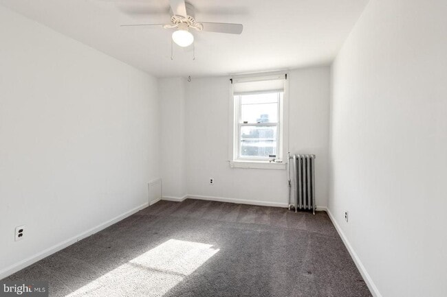 Building Photo - 2541 Coral St