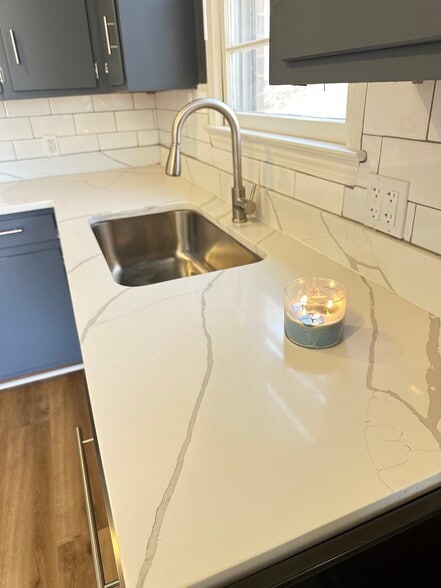 Quartz - 337 Wimbish Dr