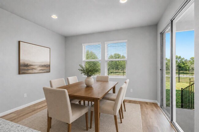 Building Photo - 453 Gaida Loop