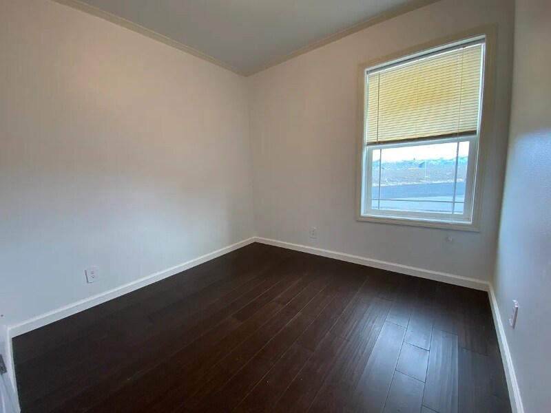 Building Photo - 112 Nighthawk Rd