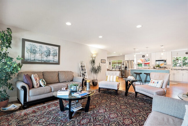 Building Photo - 8192 E Oxford Dr