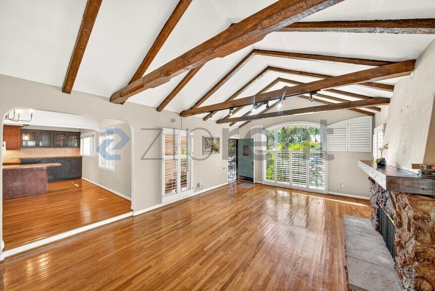 Building Photo - 2940 Cardiff Ave