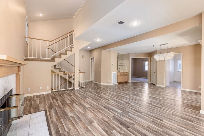 Building Photo - Beautiful La Costa Home in Premiere Locati...