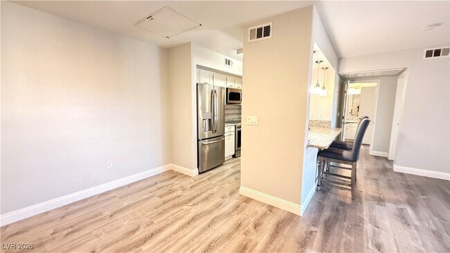 Building Photo - 6650 W Warm Springs Rd