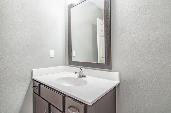 Building Photo - COLLEGE PRE-LEASING